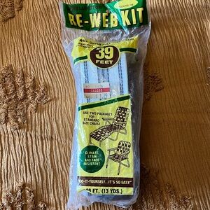 Wellington RE-WEB Kit Lawn Chair Webbing 39FT white and gray/black Stripes VTG